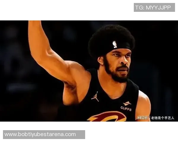 米切尔孤掌难鸣26投12中难救主空砍33分5篮板5助攻表现令人惋惜