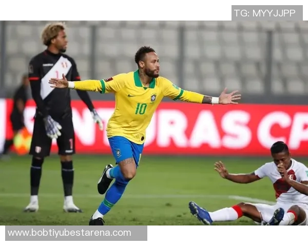 英媒报道卡拉菲奥里因髋部伤缺席下轮世预赛独自训练